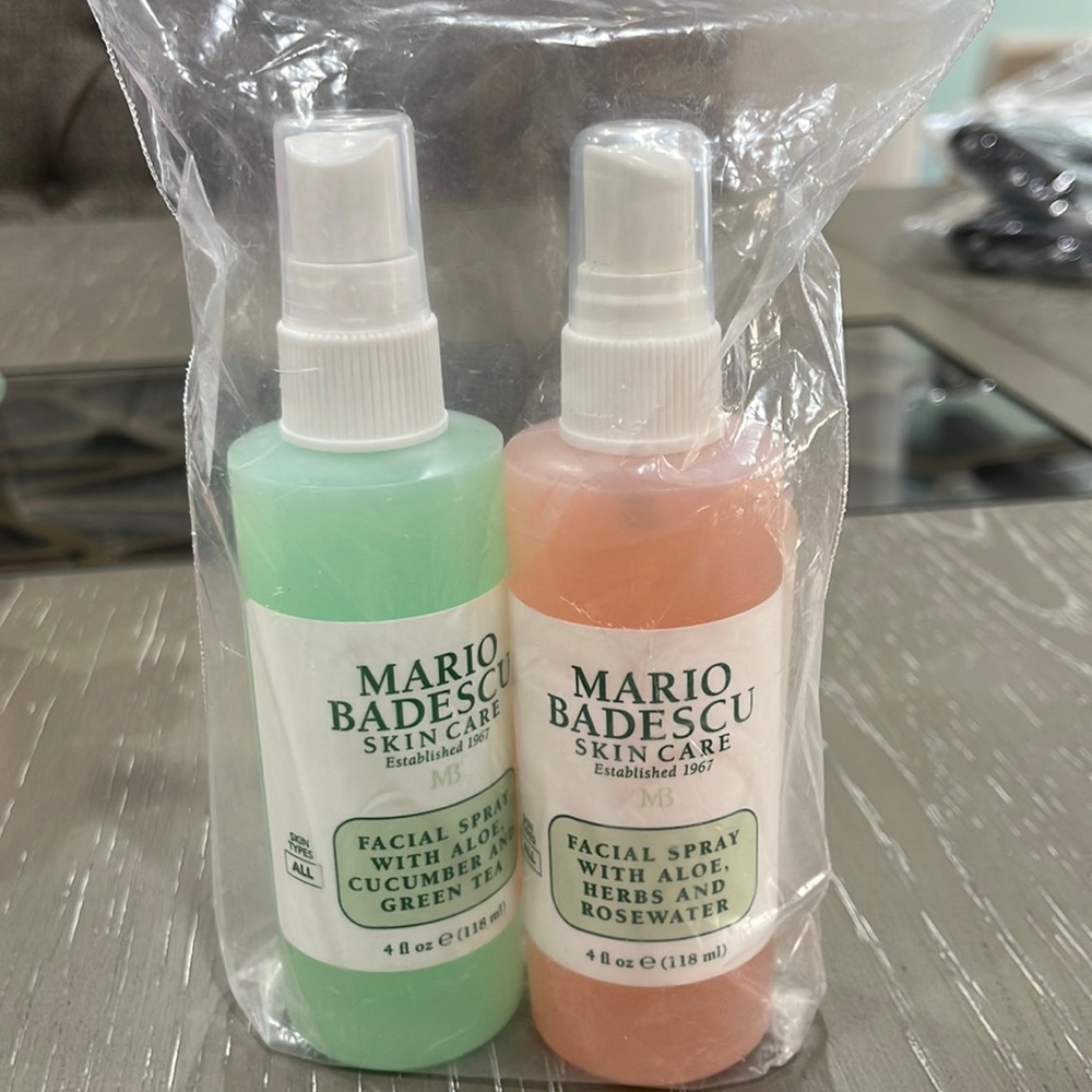 Mario Badescu Facial Spray rose water and green tea duo